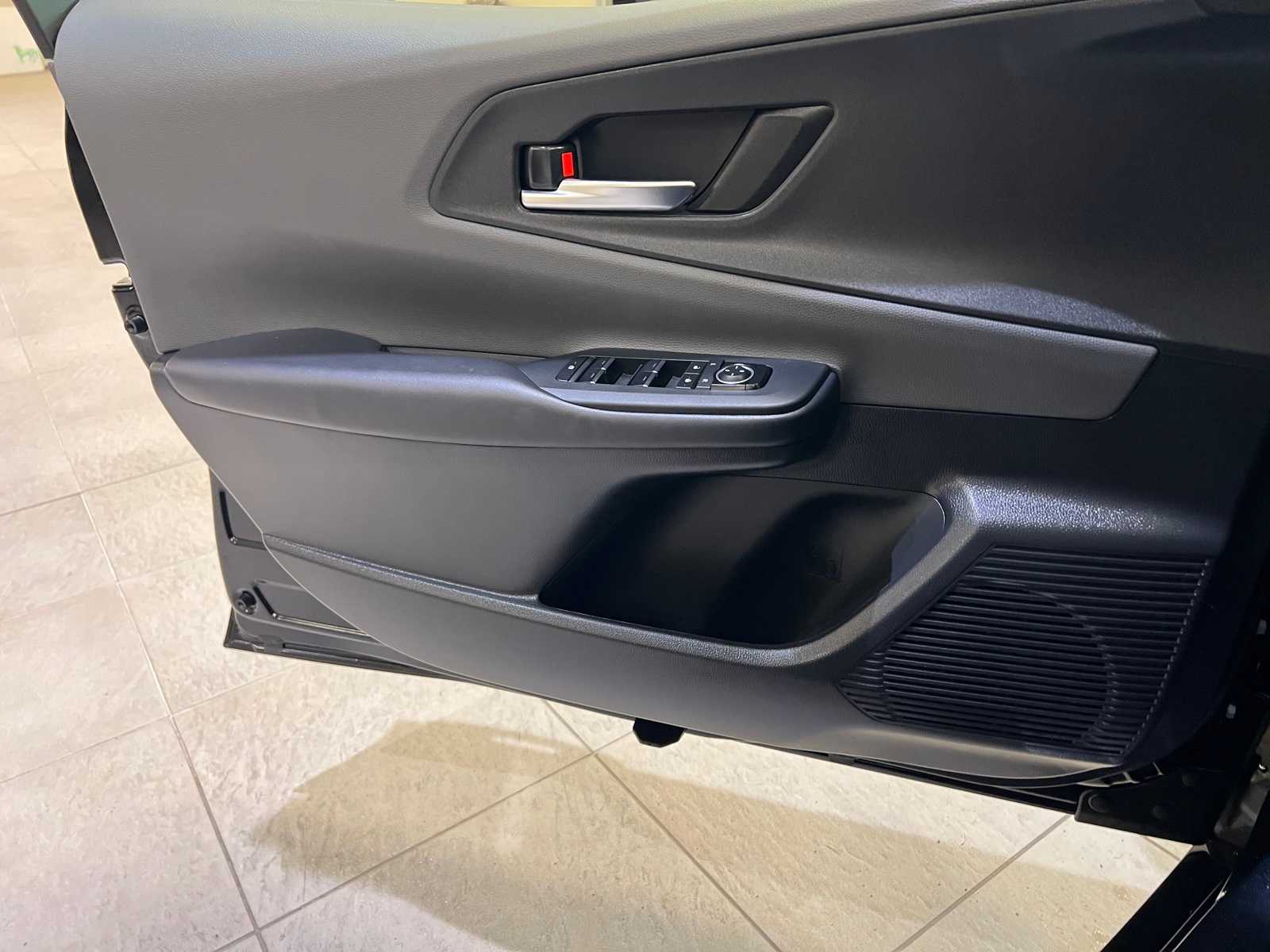 Thumbnail: 2024 Toyota Prius - 18