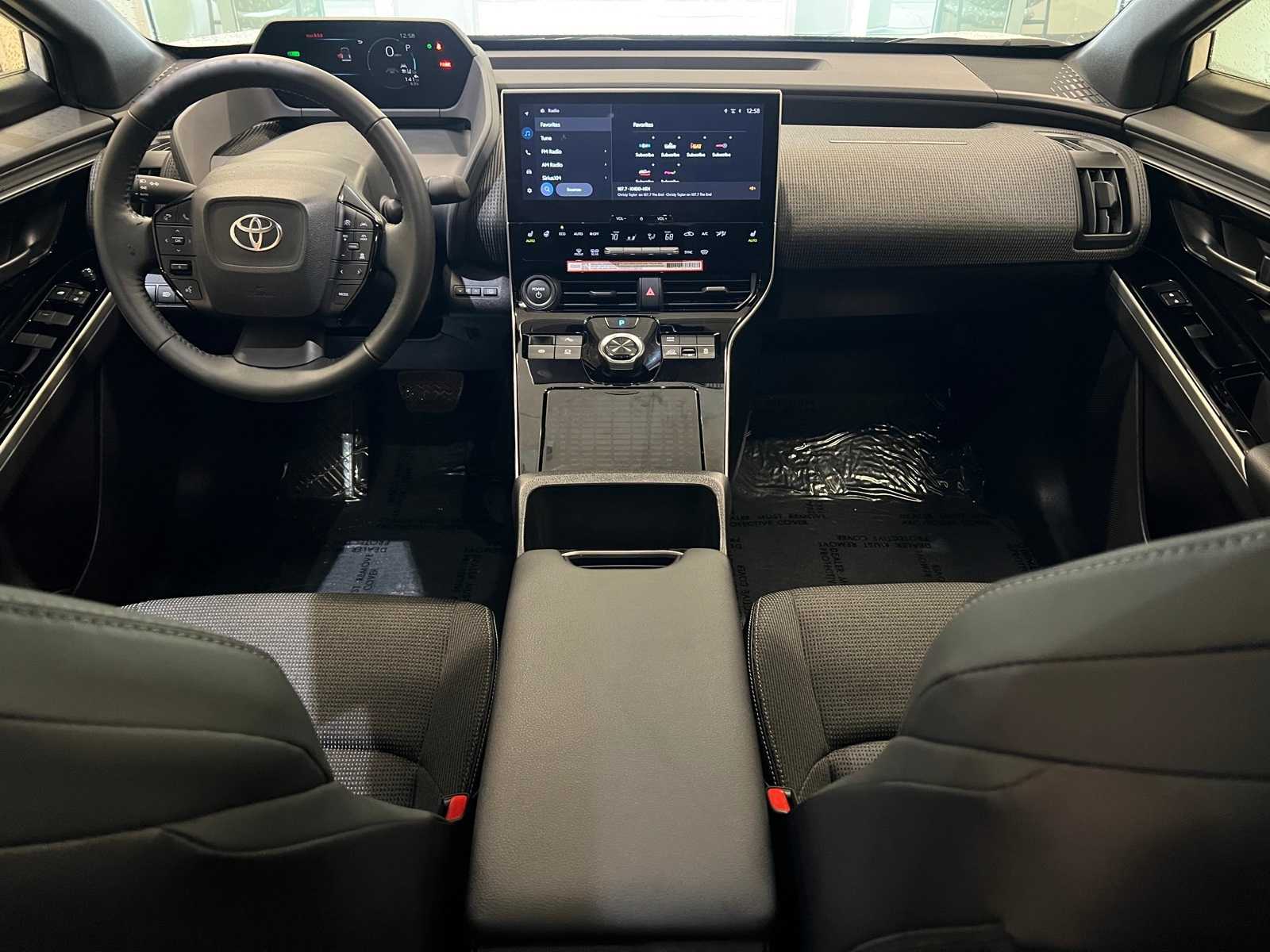 Thumbnail: 2024 Toyota bZ4X - 10