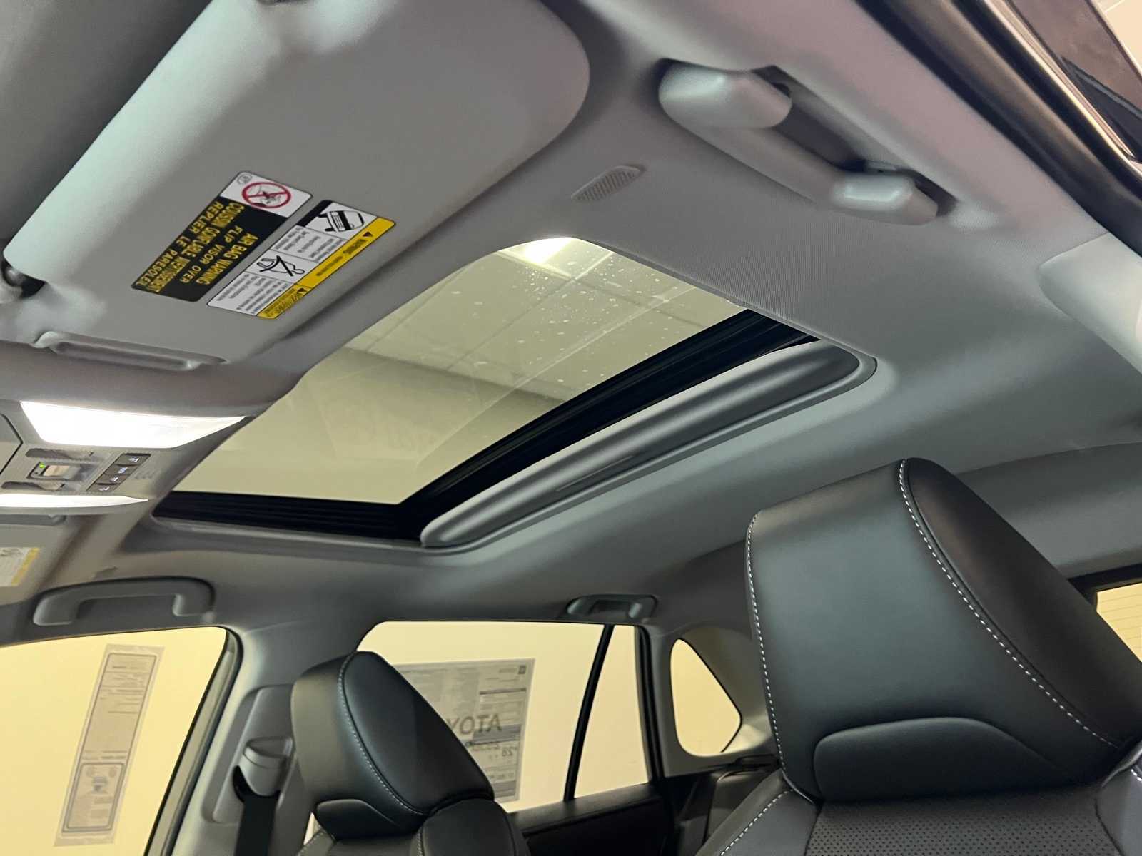 Thumbnail: 2025 Toyota RAV4 - 17