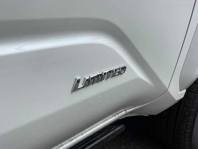 Thumbnail: 2024 Toyota Tacoma - 6