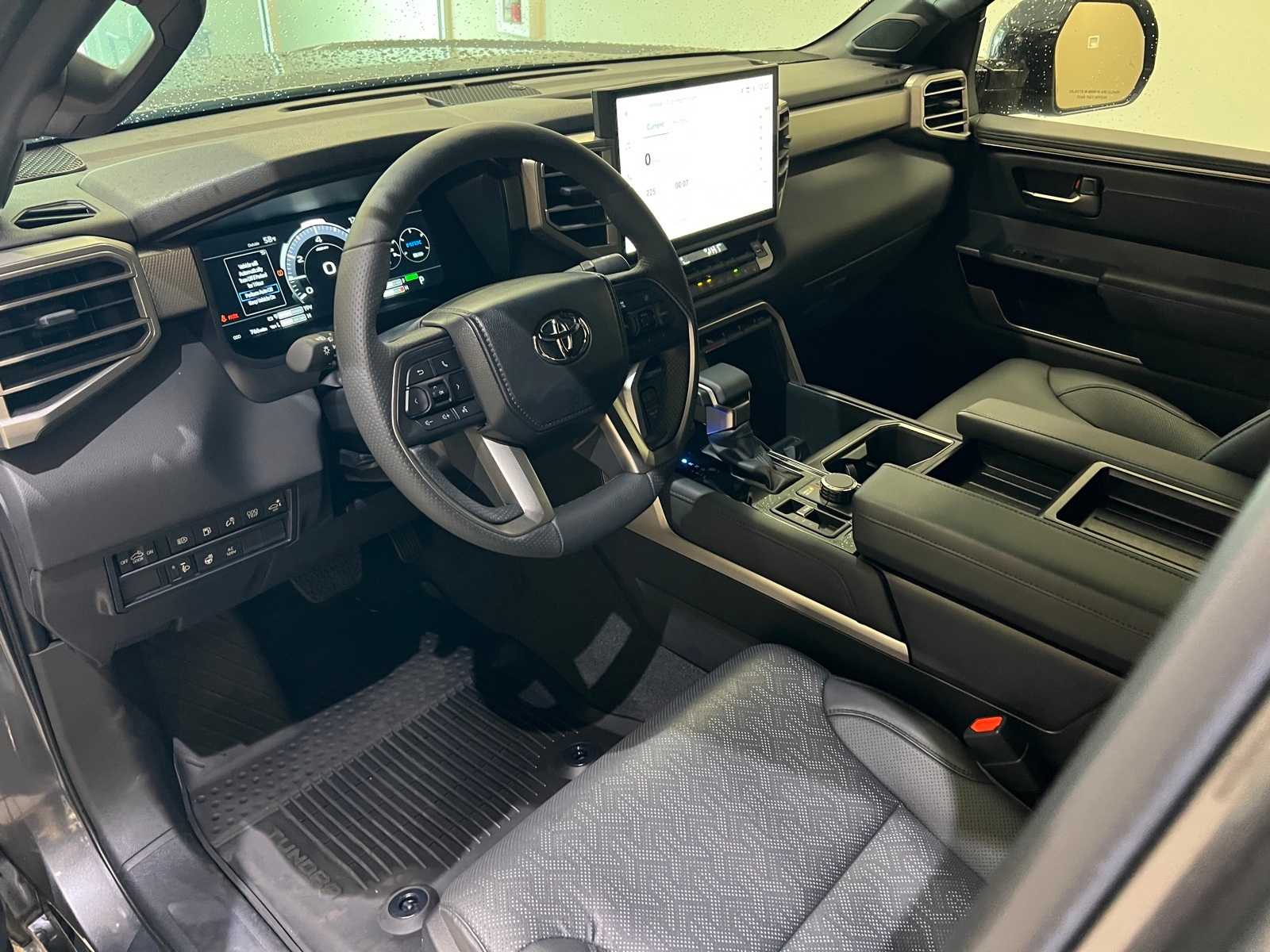 Thumbnail: 2025 Toyota Tundra - 2