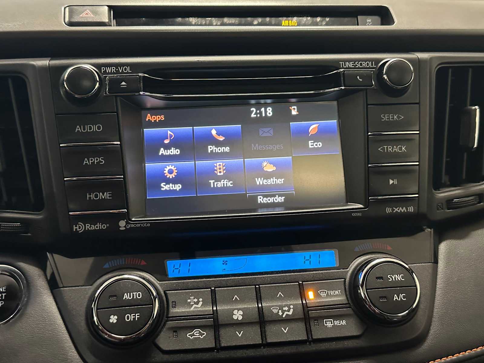 Thumbnail: 2016 Toyota RAV4 - 14