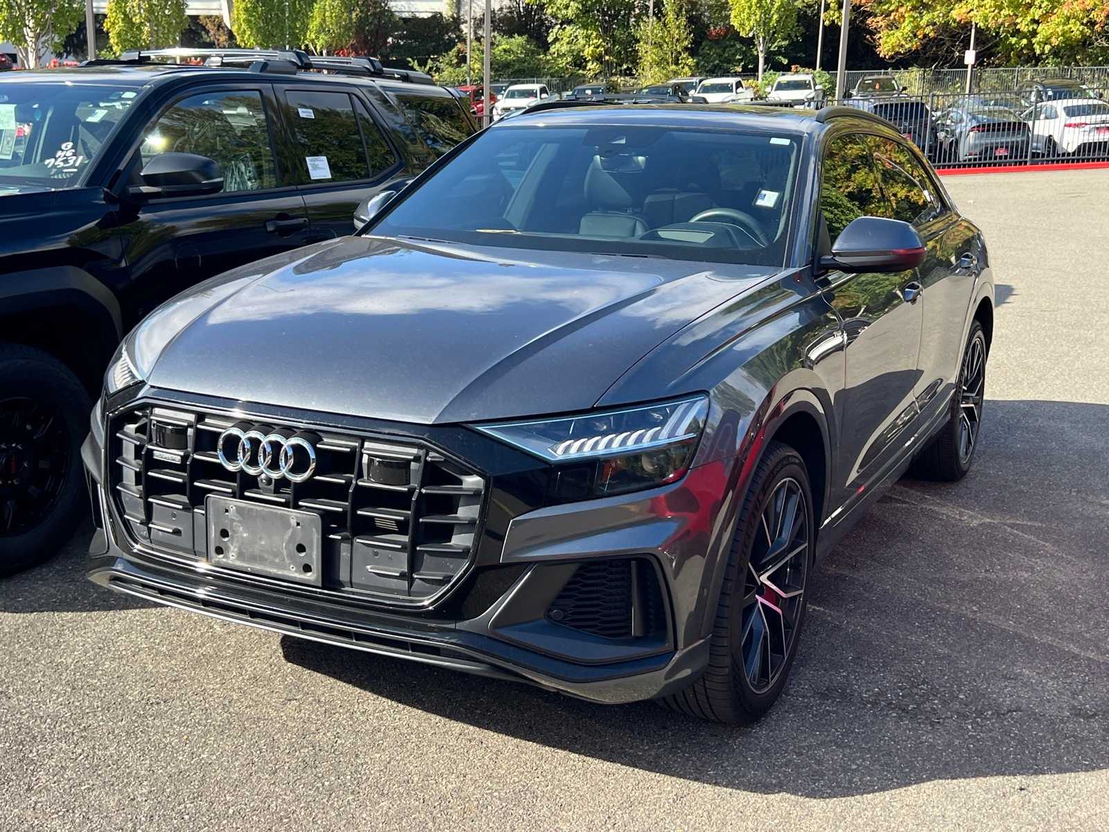 Thumbnail: 2020 Audi Q8 - 1