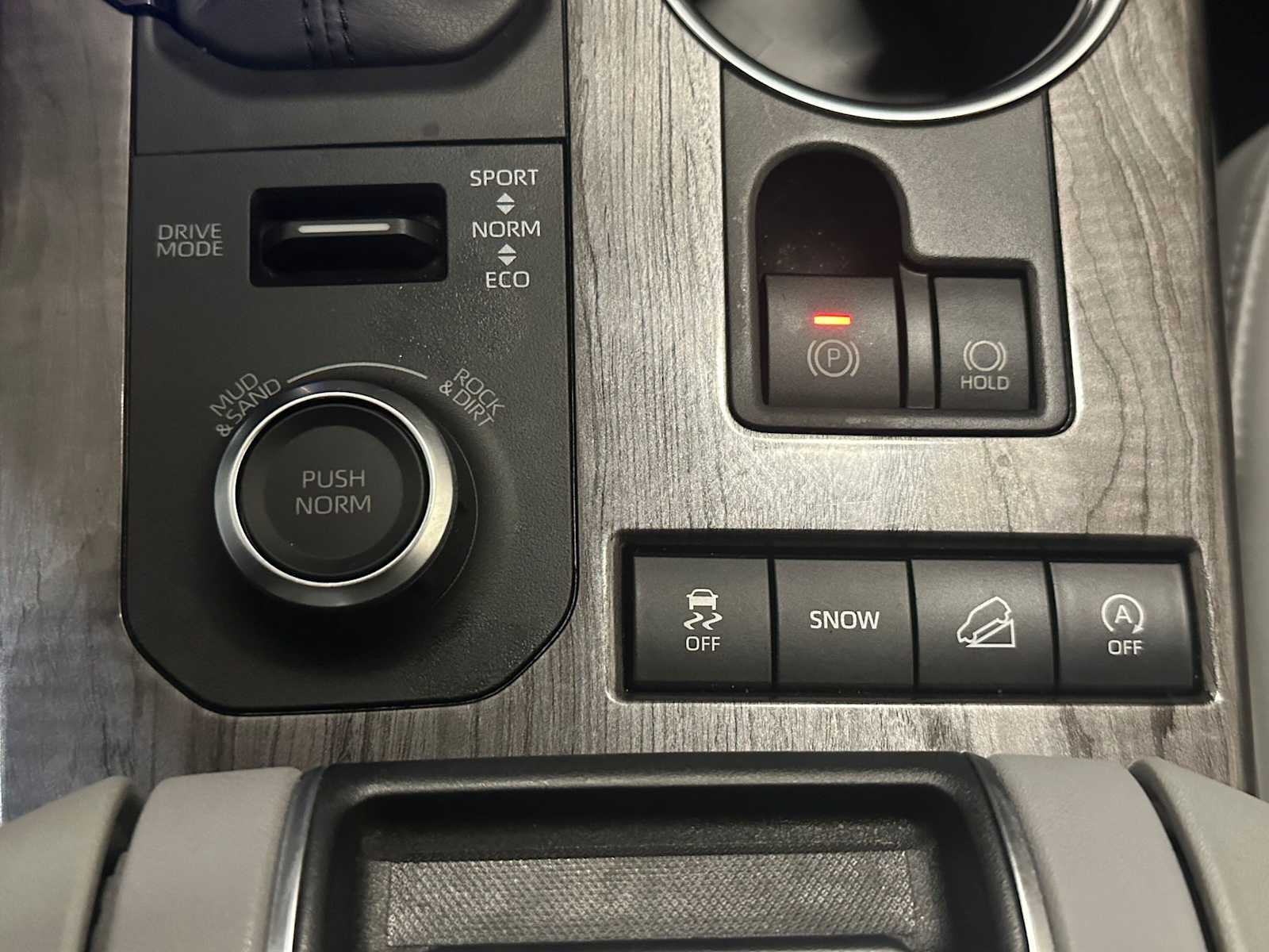 Thumbnail: 2020 Toyota Highlander - 20