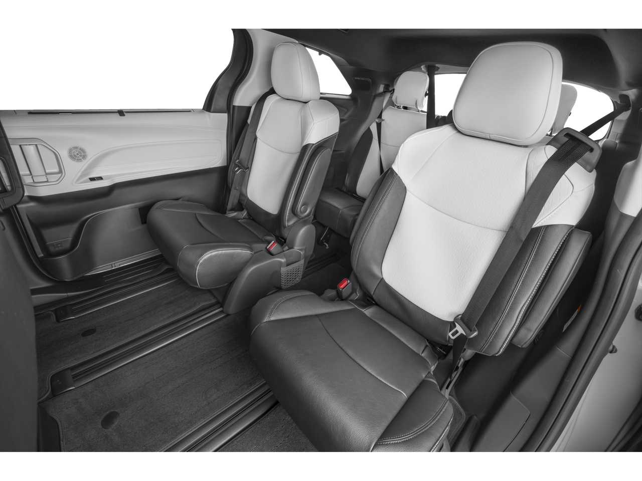 Thumbnail: 2026 Toyota Sienna - 9