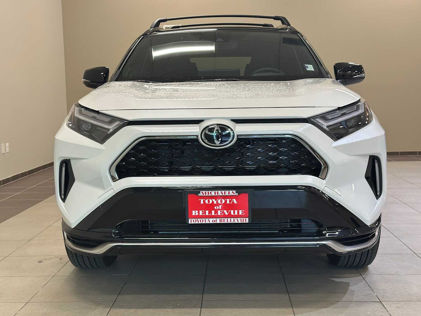 Thumbnail: 2025 Toyota RAV4 - 6