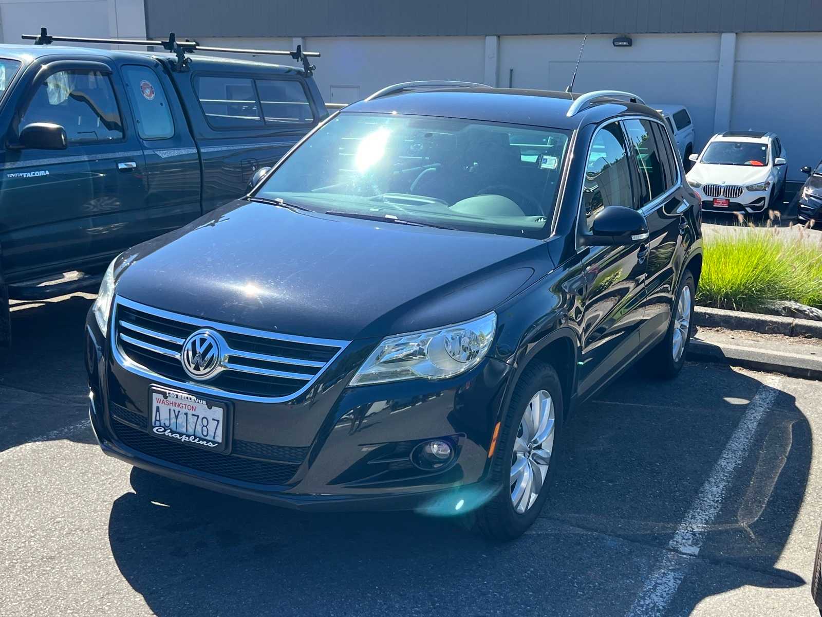 2011 Volkswagen Tiguan SE -
                  Bellevue, WA