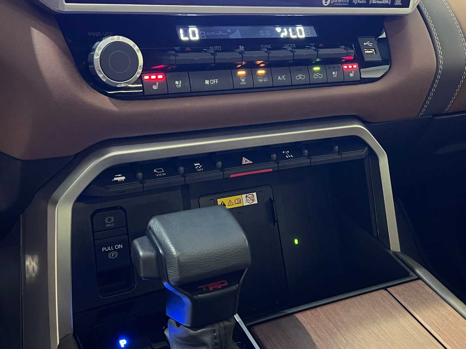 Thumbnail: 2024 Toyota Tundra - 24