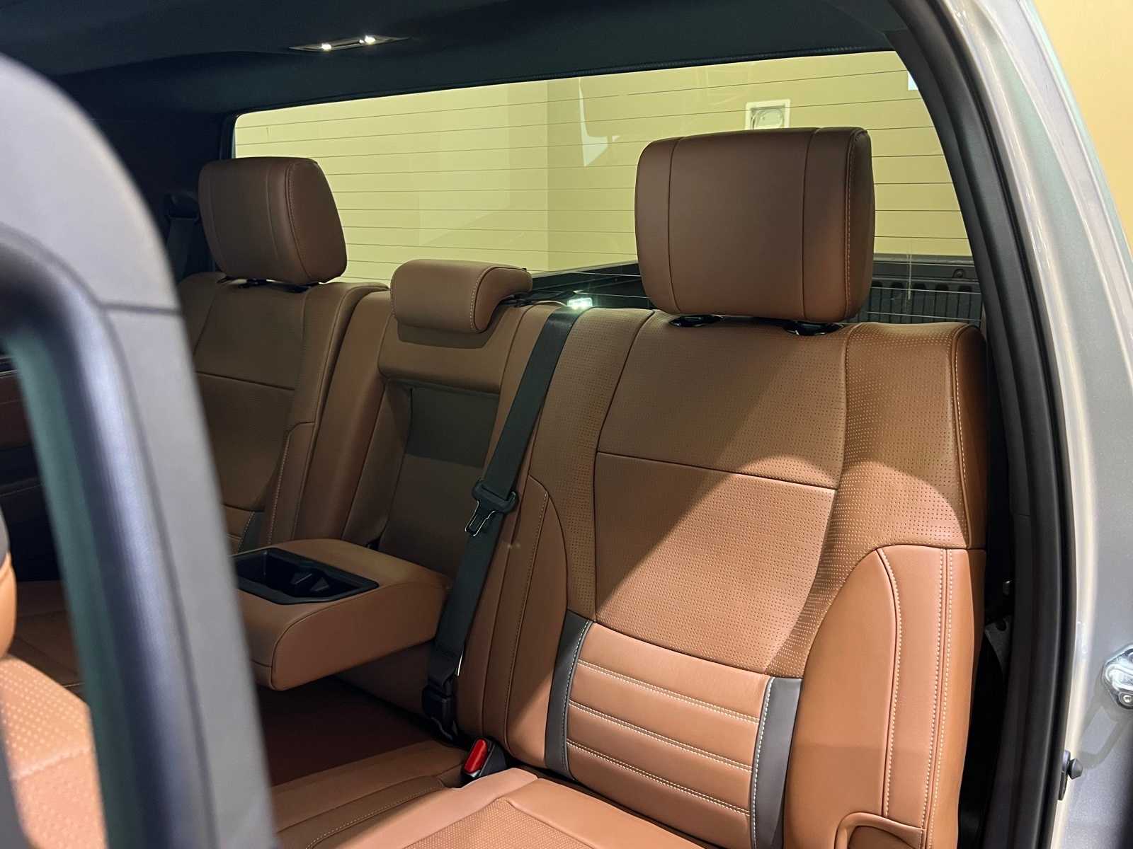 Thumbnail: 2025 Toyota Tundra - 13