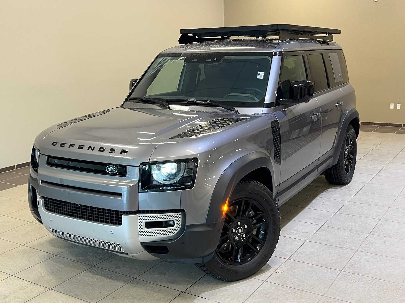 2020 Land Rover Defender 110 -
                  Bellevue, WA