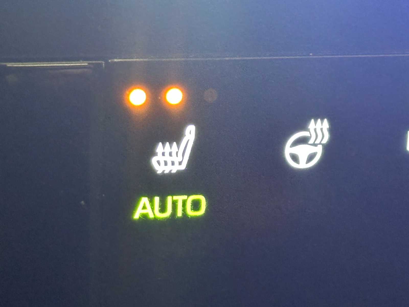 Thumbnail: 2025 Toyota bZ4X - 15