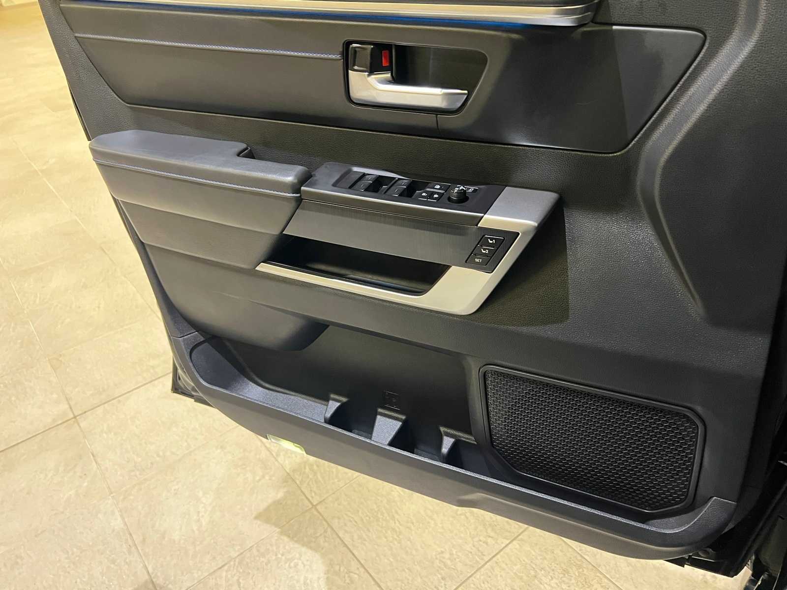 Thumbnail: 2023 Toyota Tundra - 18