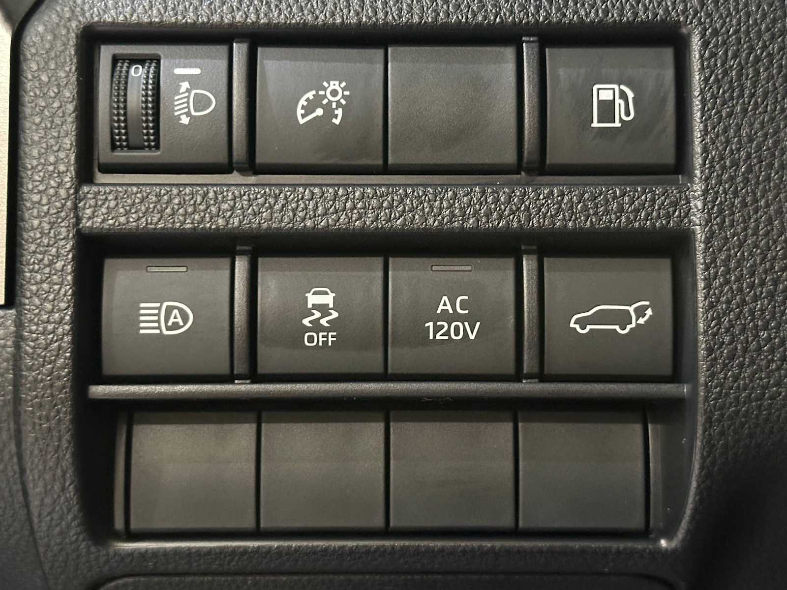 Thumbnail: 2026 Toyota 4Runner - 18