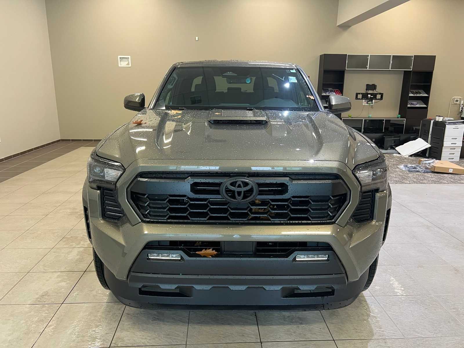 Thumbnail: 2025 Toyota Tacoma - 8