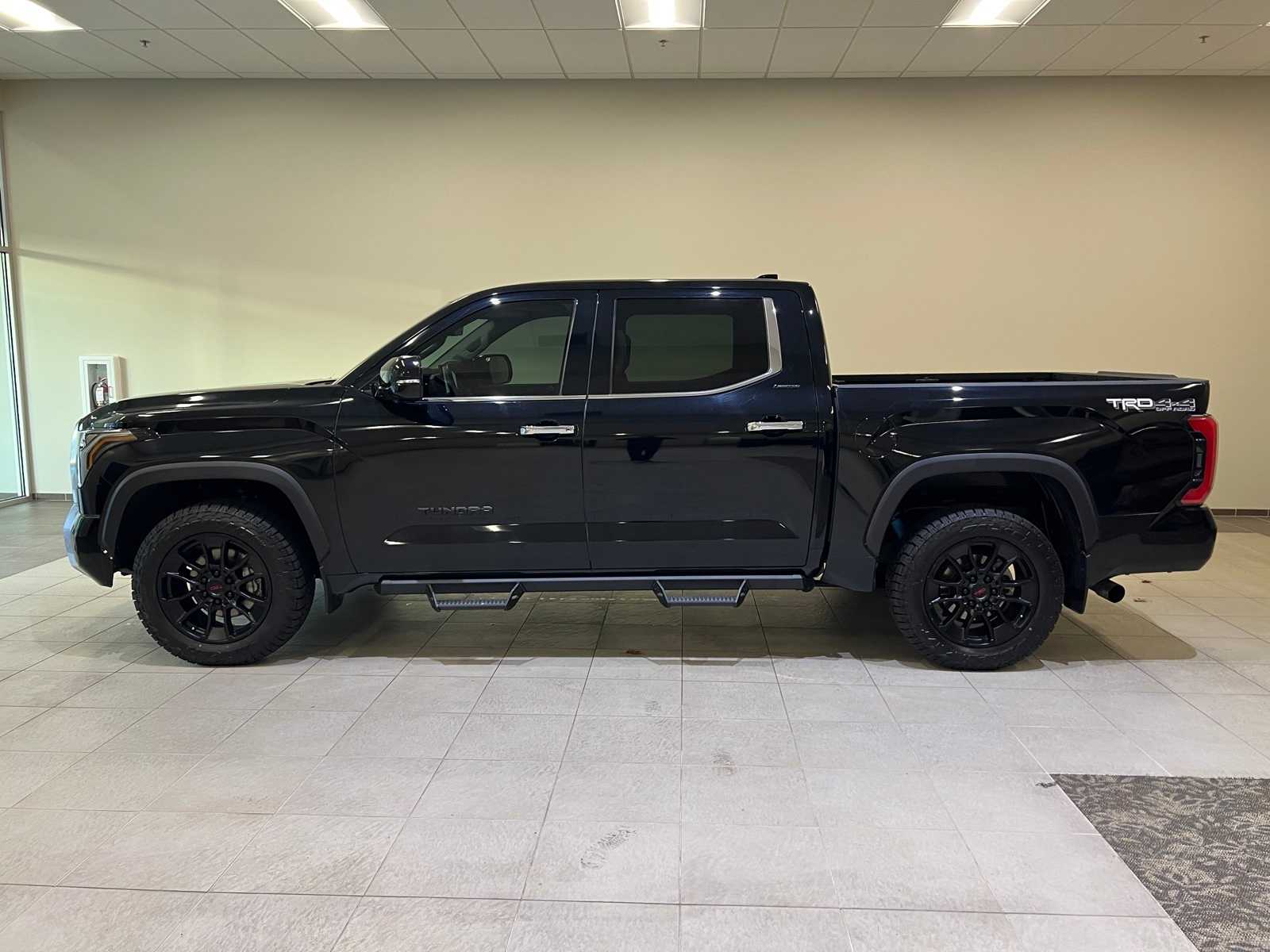 Thumbnail: 2022 Toyota Tundra - 3