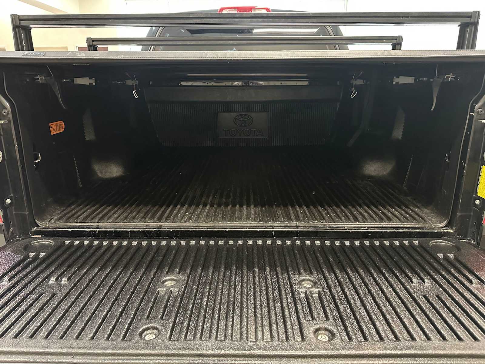 Thumbnail: 2019 Toyota Tundra - 30