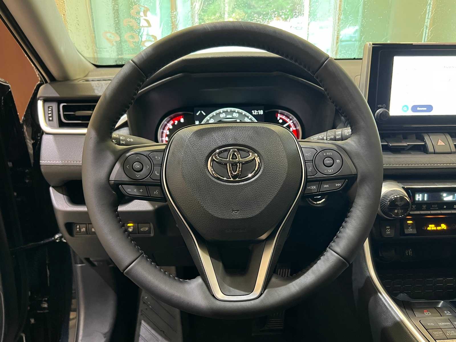 Thumbnail: 2025 Toyota RAV4 - 20