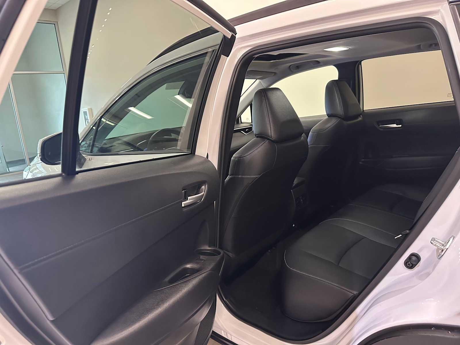 Thumbnail: 2023 Toyota Corolla Cross - 26