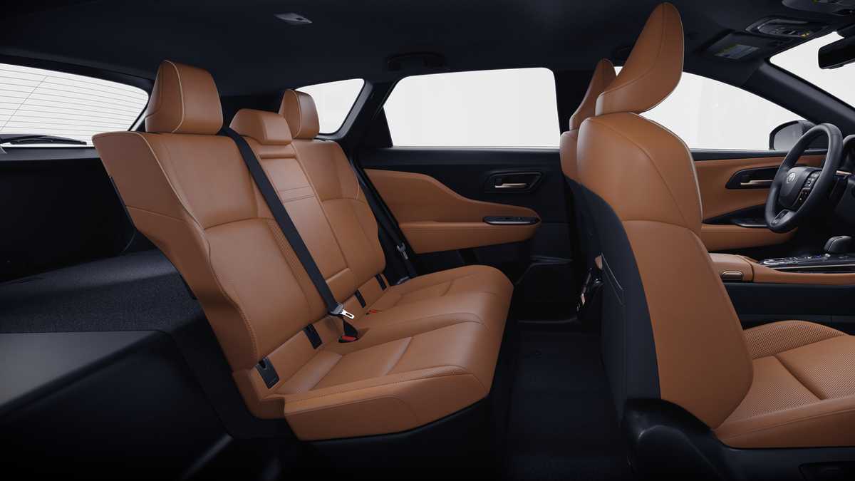 Thumbnail: 2025 Toyota Crown Signia - 21