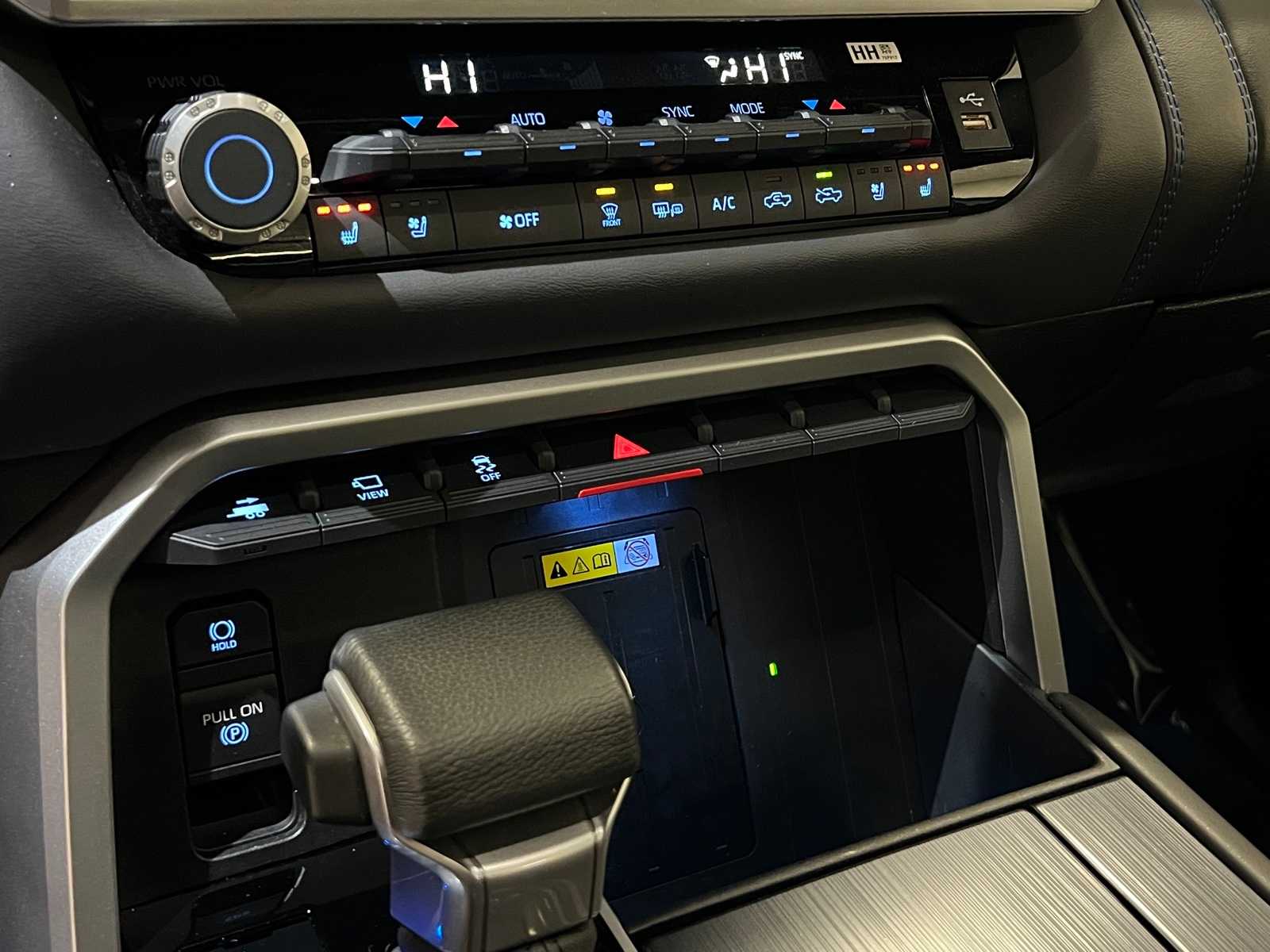 Thumbnail: 2024 Toyota Tundra - 24