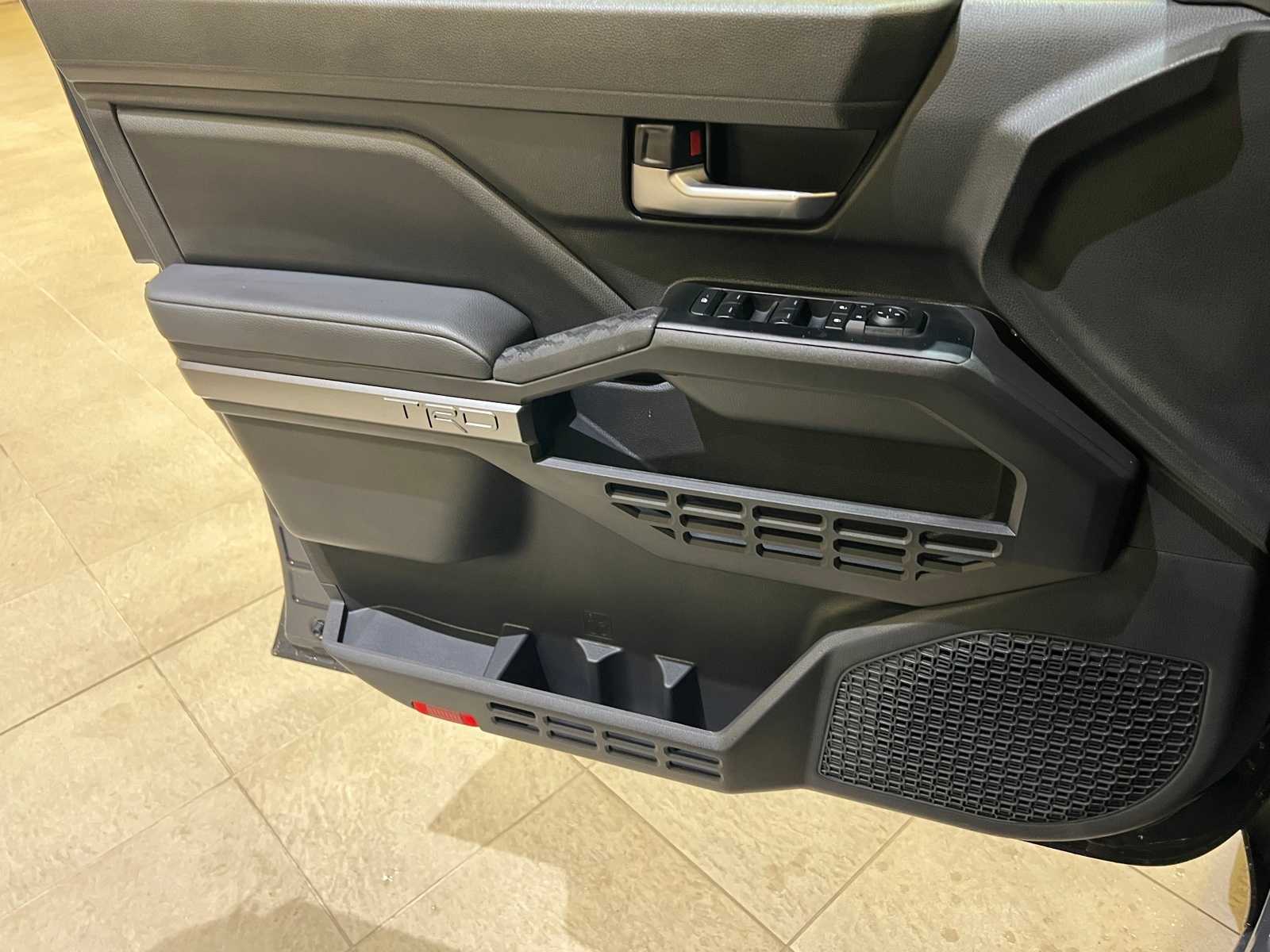 Thumbnail: 2025 Toyota Tacoma - 17