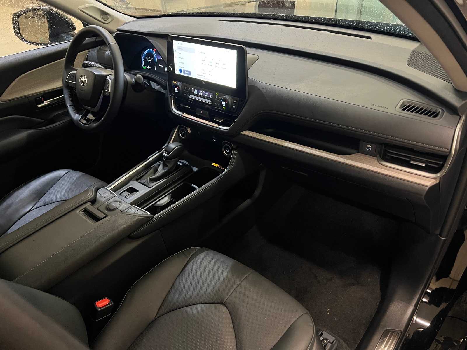 Thumbnail: 2024 Toyota Grand Highlander - 14