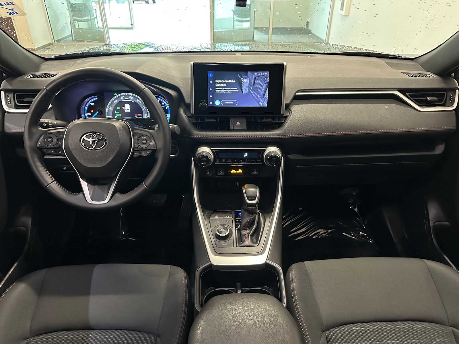 Thumbnail: 2024 Toyota RAV4 - 10