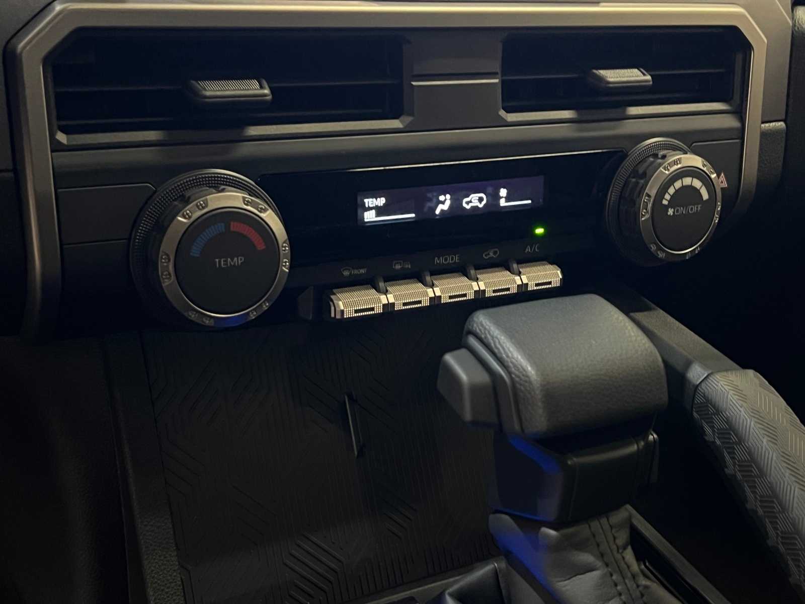 Thumbnail: 2025 Toyota 4Runner - 23