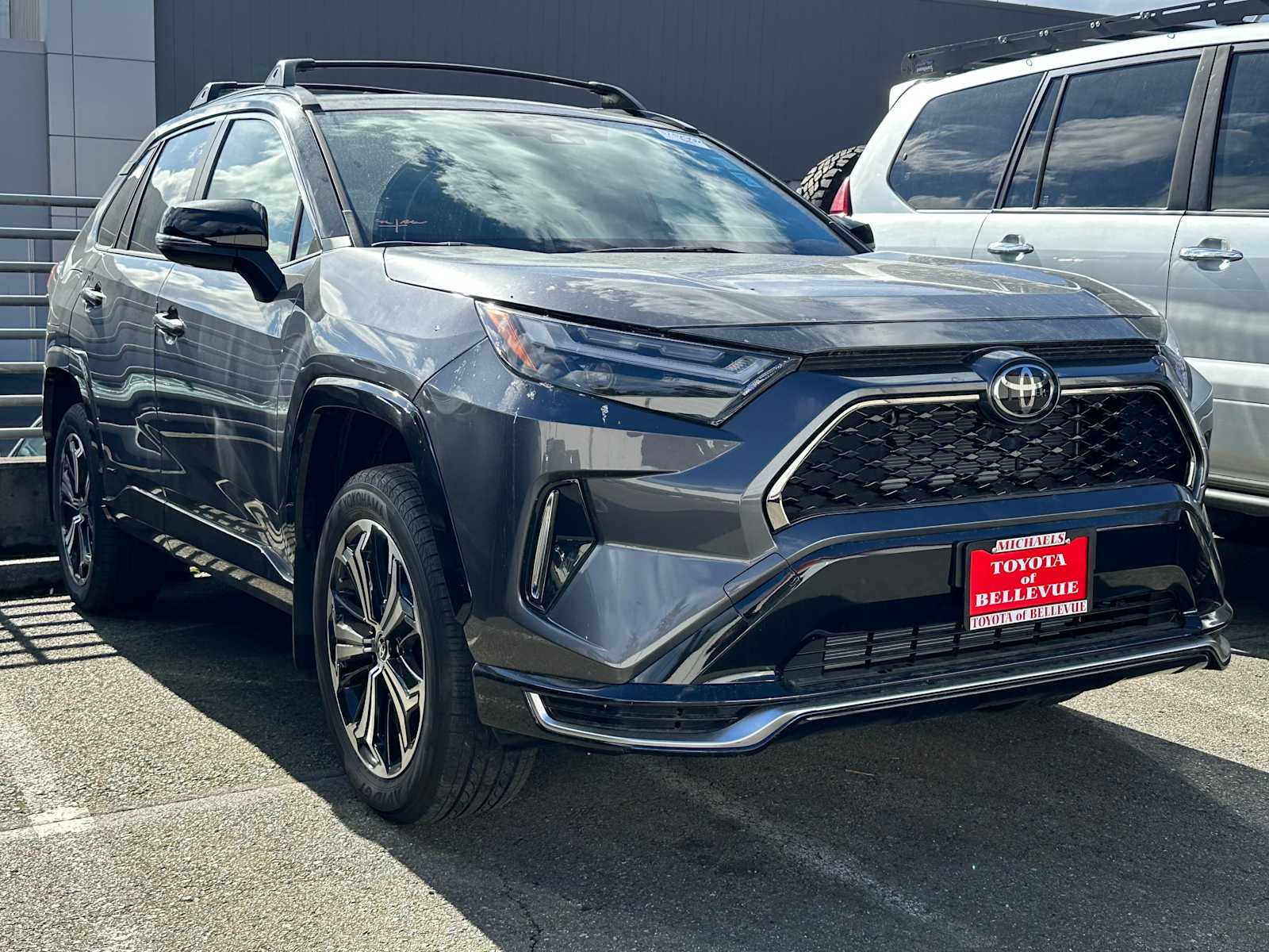 Thumbnail: 2025 Toyota RAV4 - 3