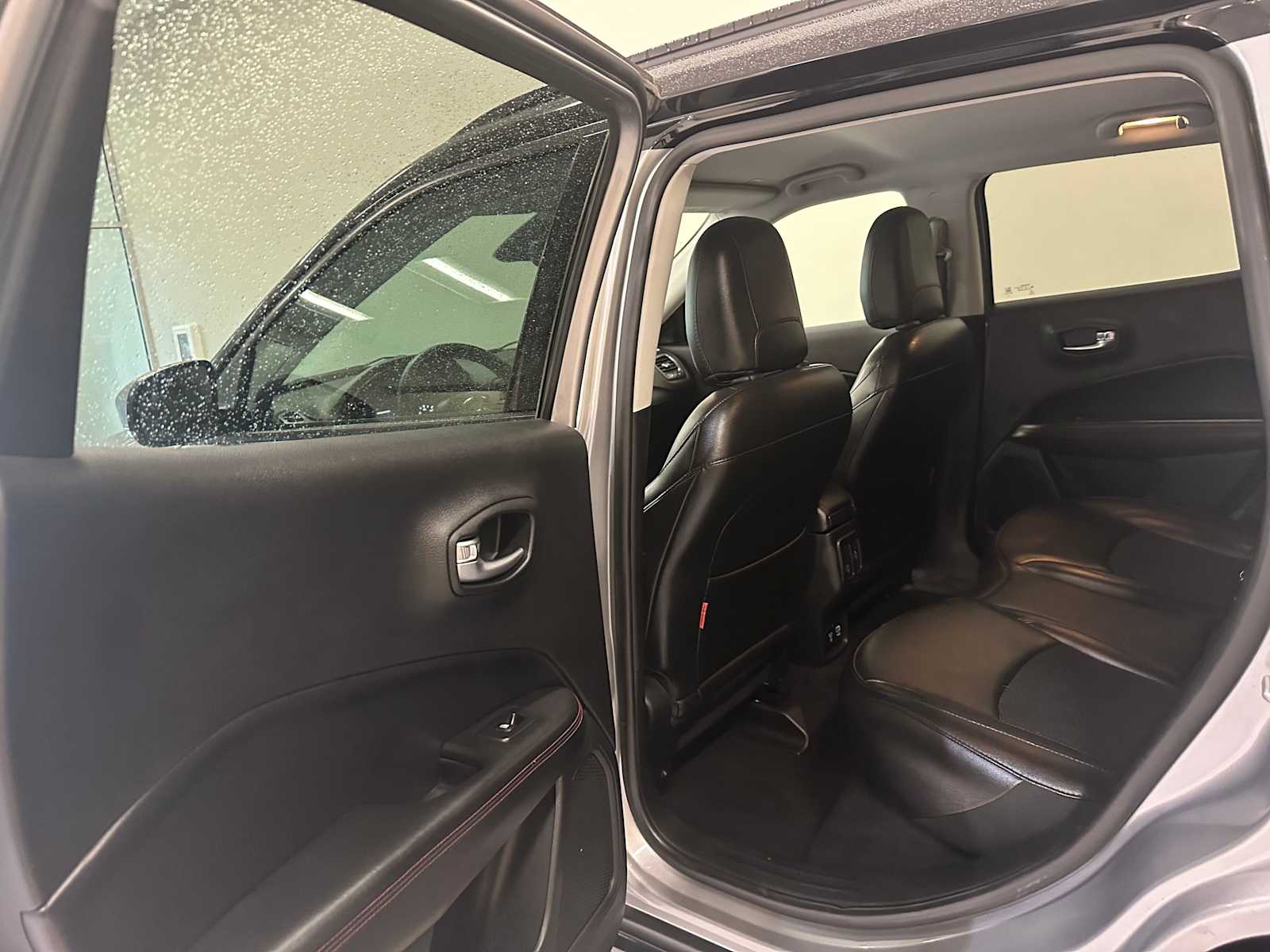 Thumbnail: 2019 Jeep Compass - 25