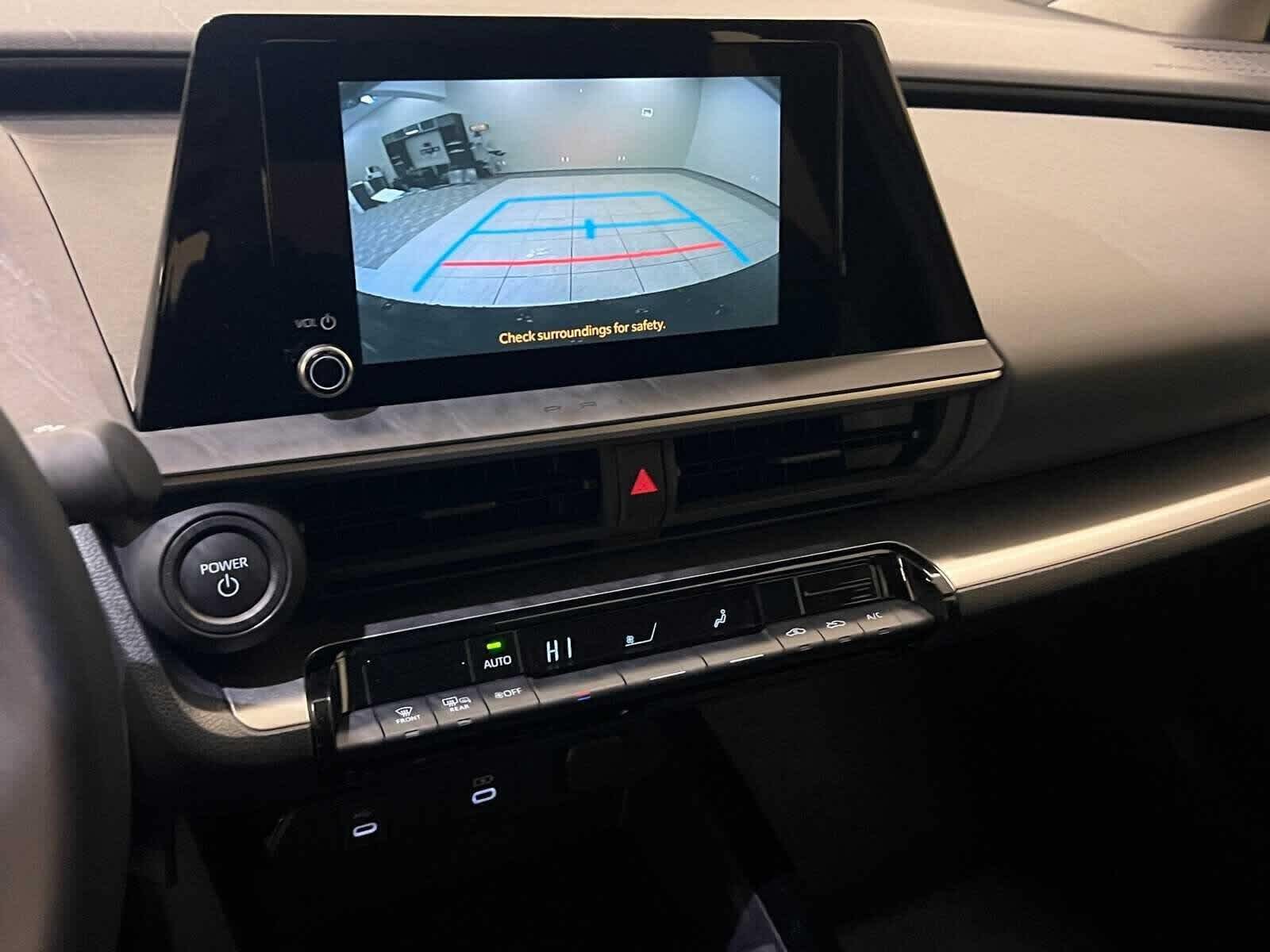 Thumbnail: 2024 Toyota Prius - 25