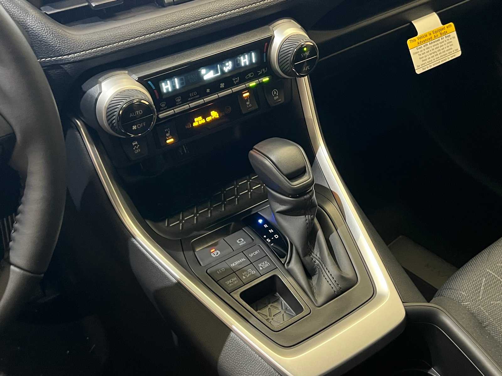 Thumbnail: 2025 Toyota RAV4 - 23