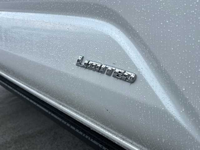 Thumbnail: 2024 Toyota Tacoma - 6