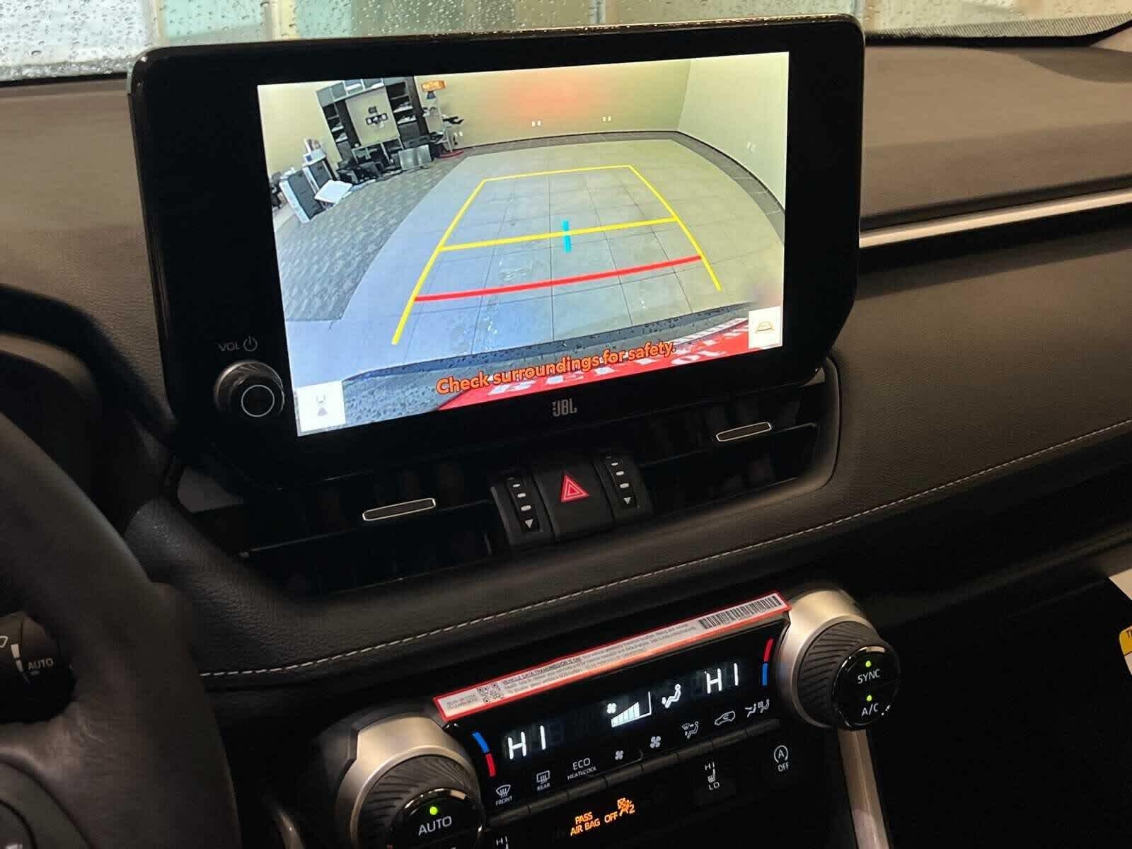 Thumbnail: 2025 Toyota RAV4 - 27