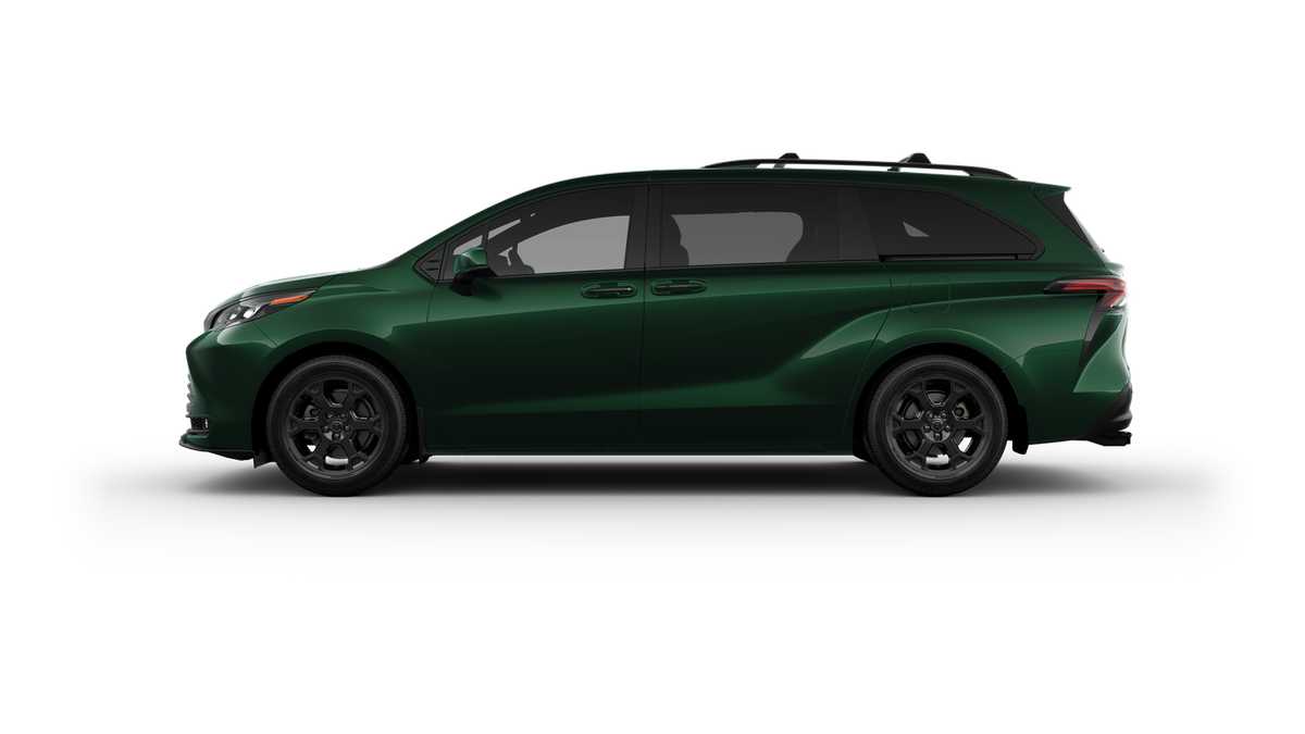 Thumbnail: 2025 Toyota Sienna - 4