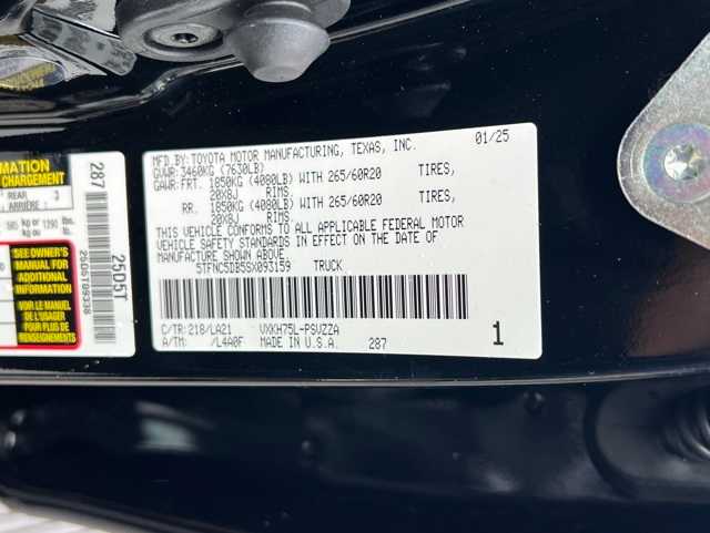 Thumbnail: 2025 Toyota Tundra - 31