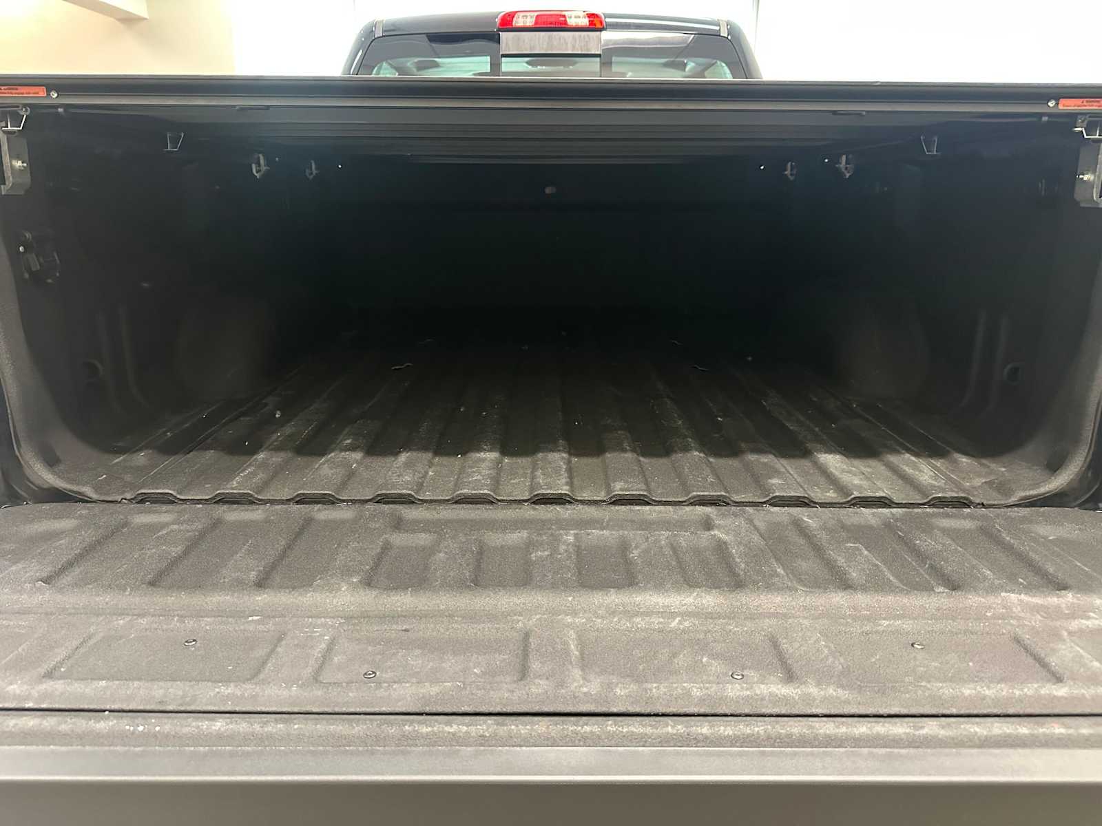 Thumbnail: 2018 GMC Sierra 3500 - 29