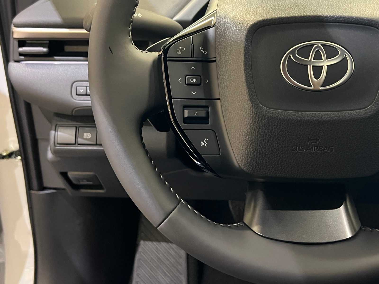 Thumbnail: 2026 Toyota bZ - 21