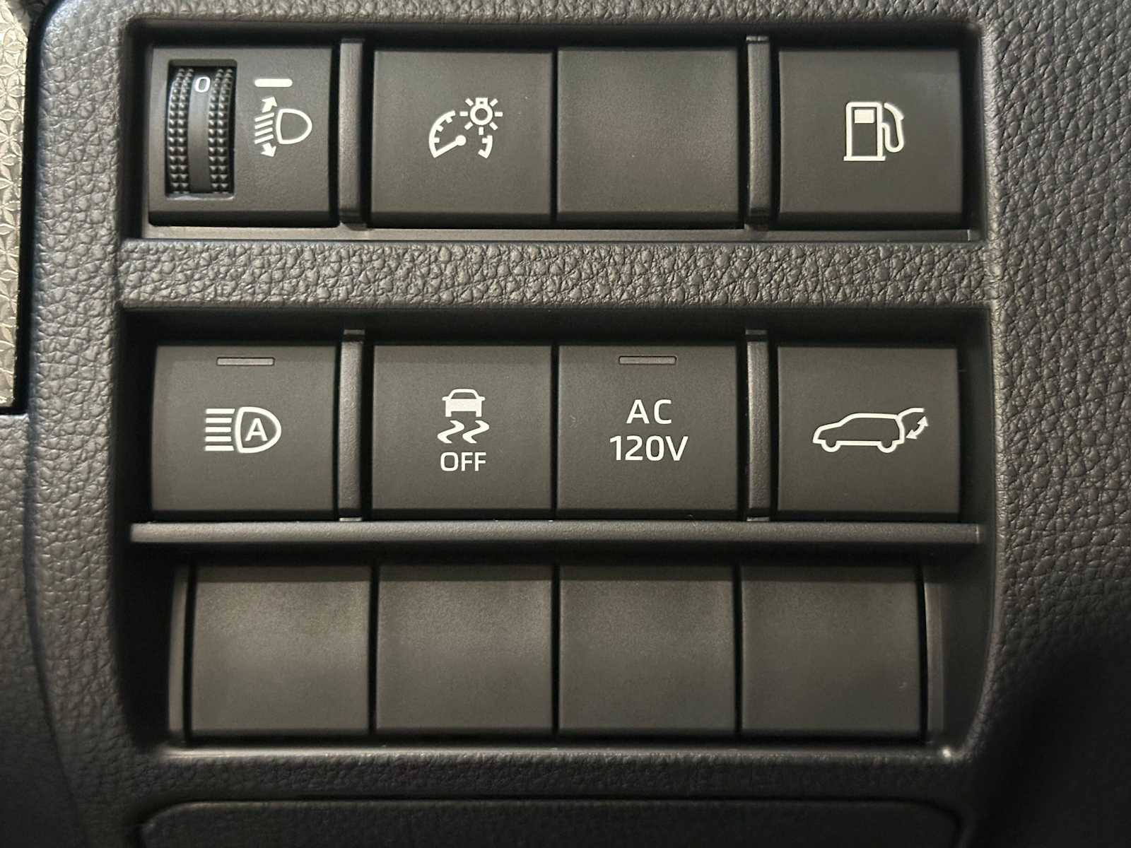 Thumbnail: 2026 Toyota 4Runner - 18