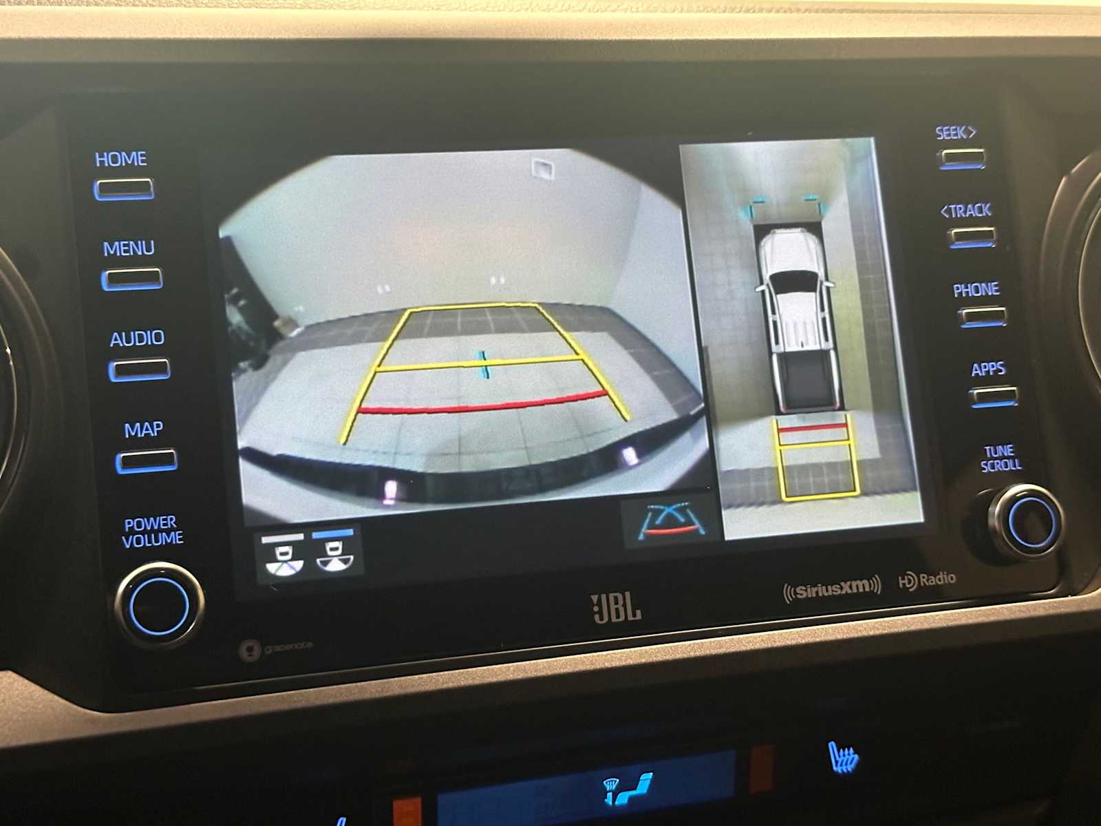 Thumbnail: 2022 Toyota Tacoma - 13