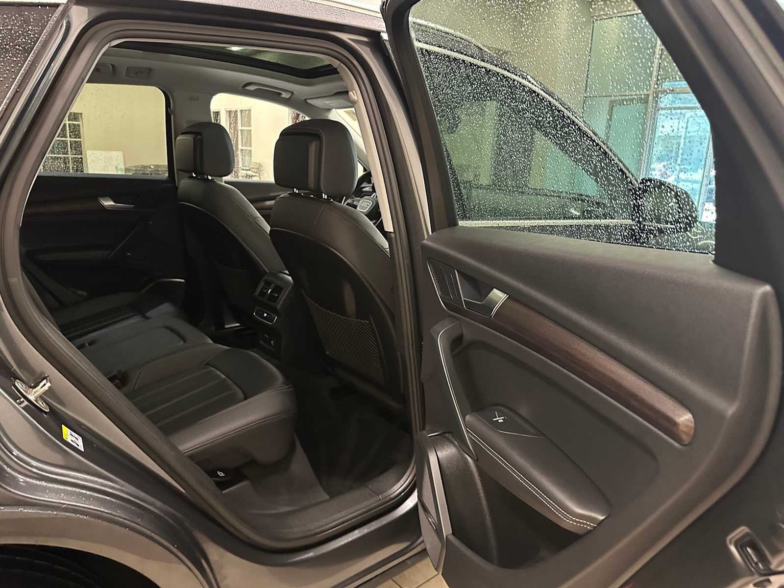 Thumbnail: 2022 Audi Q5 - 26