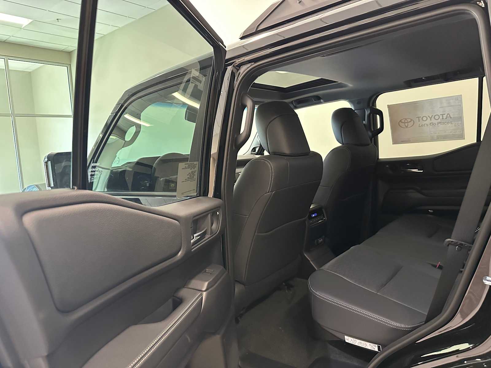 Thumbnail: 2026 Toyota Land Cruiser - 25