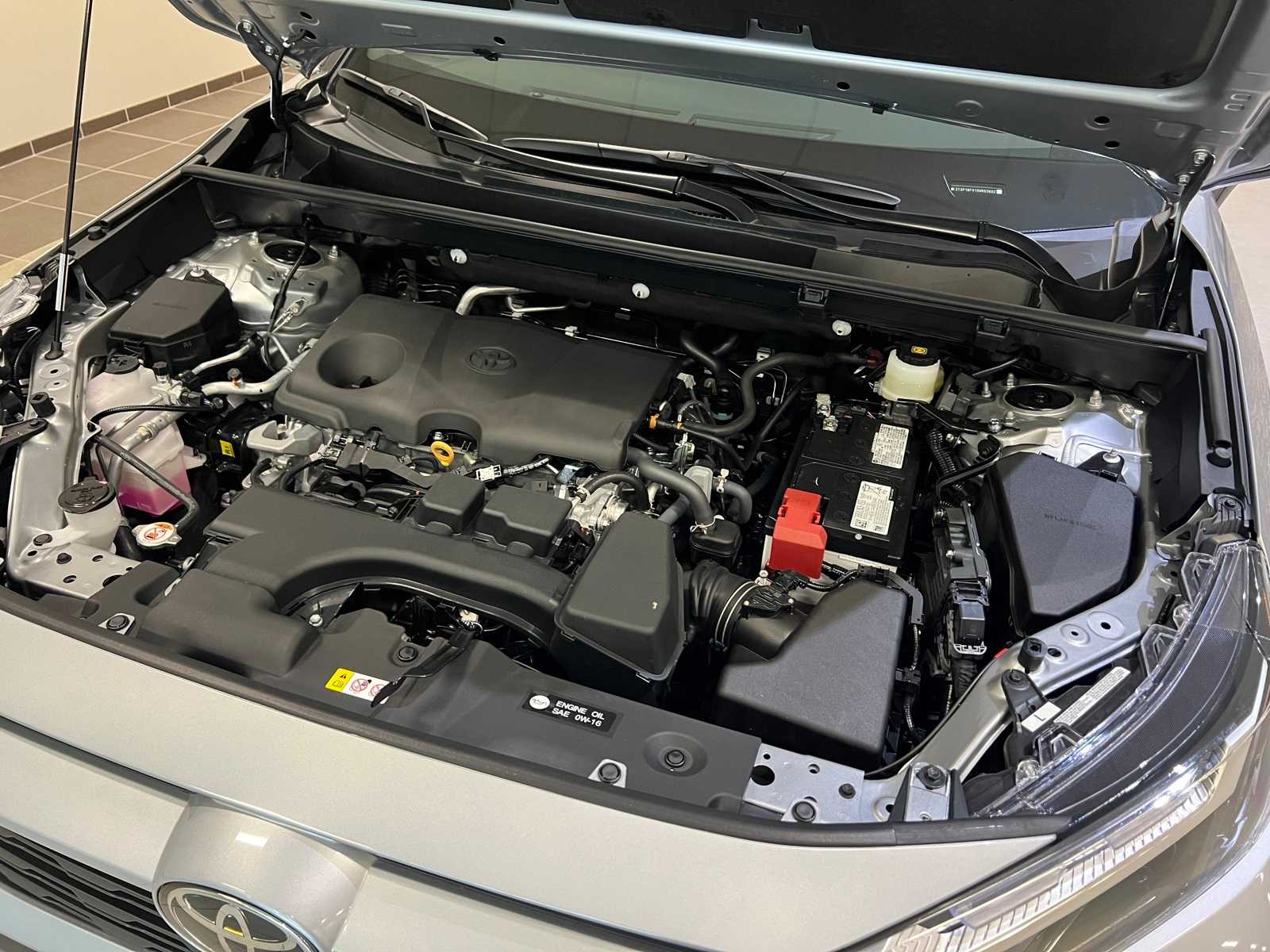 Thumbnail: 2025 Toyota RAV4 - 9