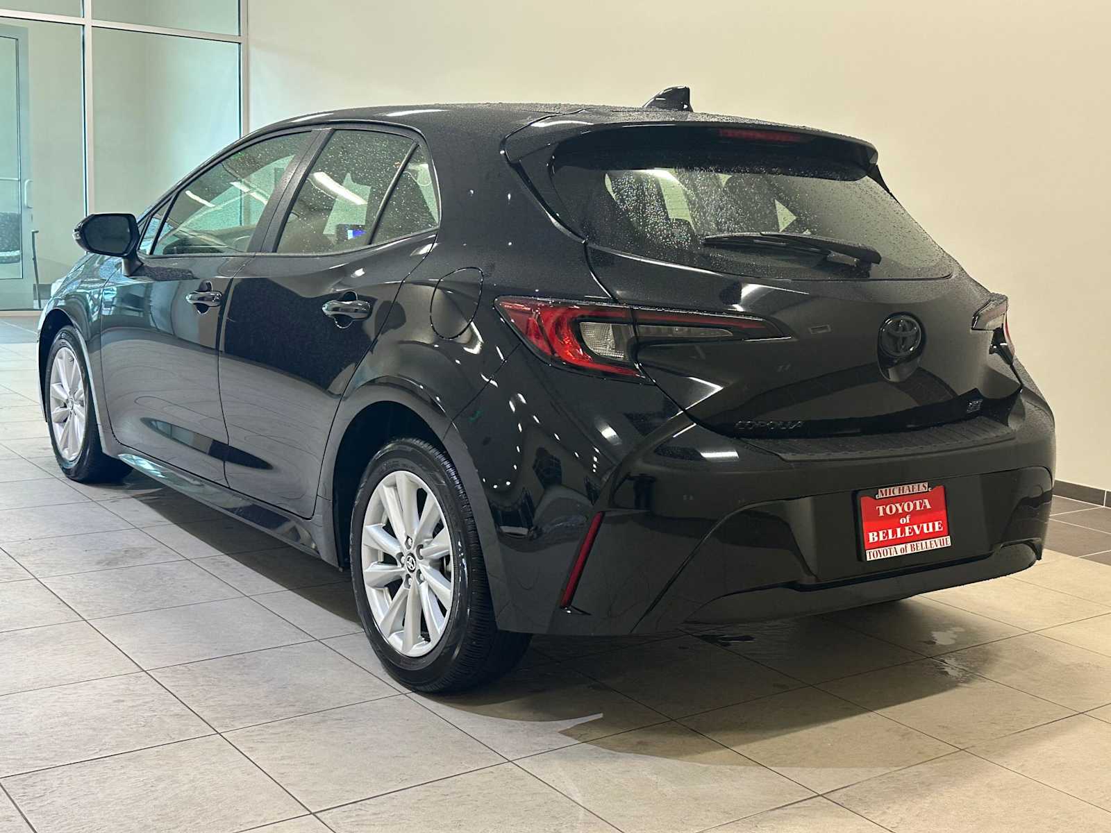 Thumbnail: 2023 Toyota Corolla - 4