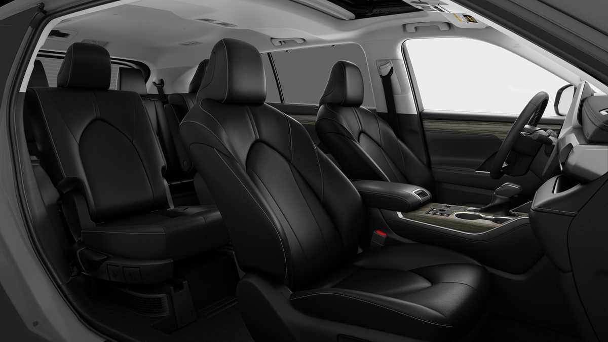 Thumbnail: 2026 Toyota Highlander - 20