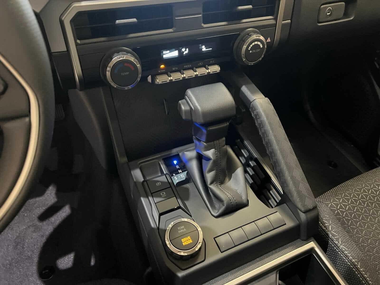 Thumbnail: 2025 Toyota 4Runner - 21