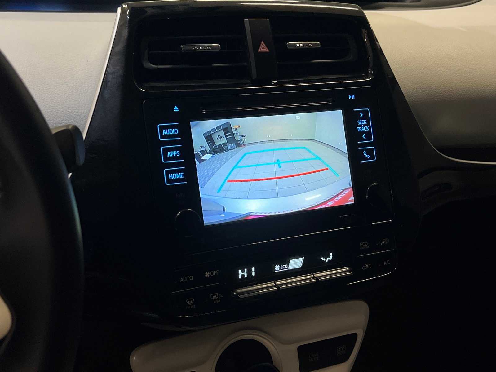 Thumbnail: 2017 Toyota Prius - 23