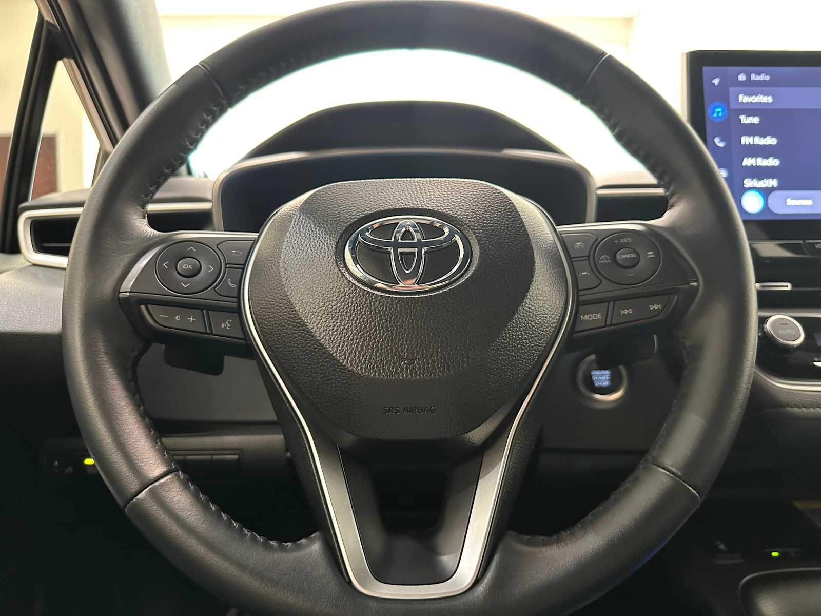 Thumbnail: 2025 Toyota Corolla - 13