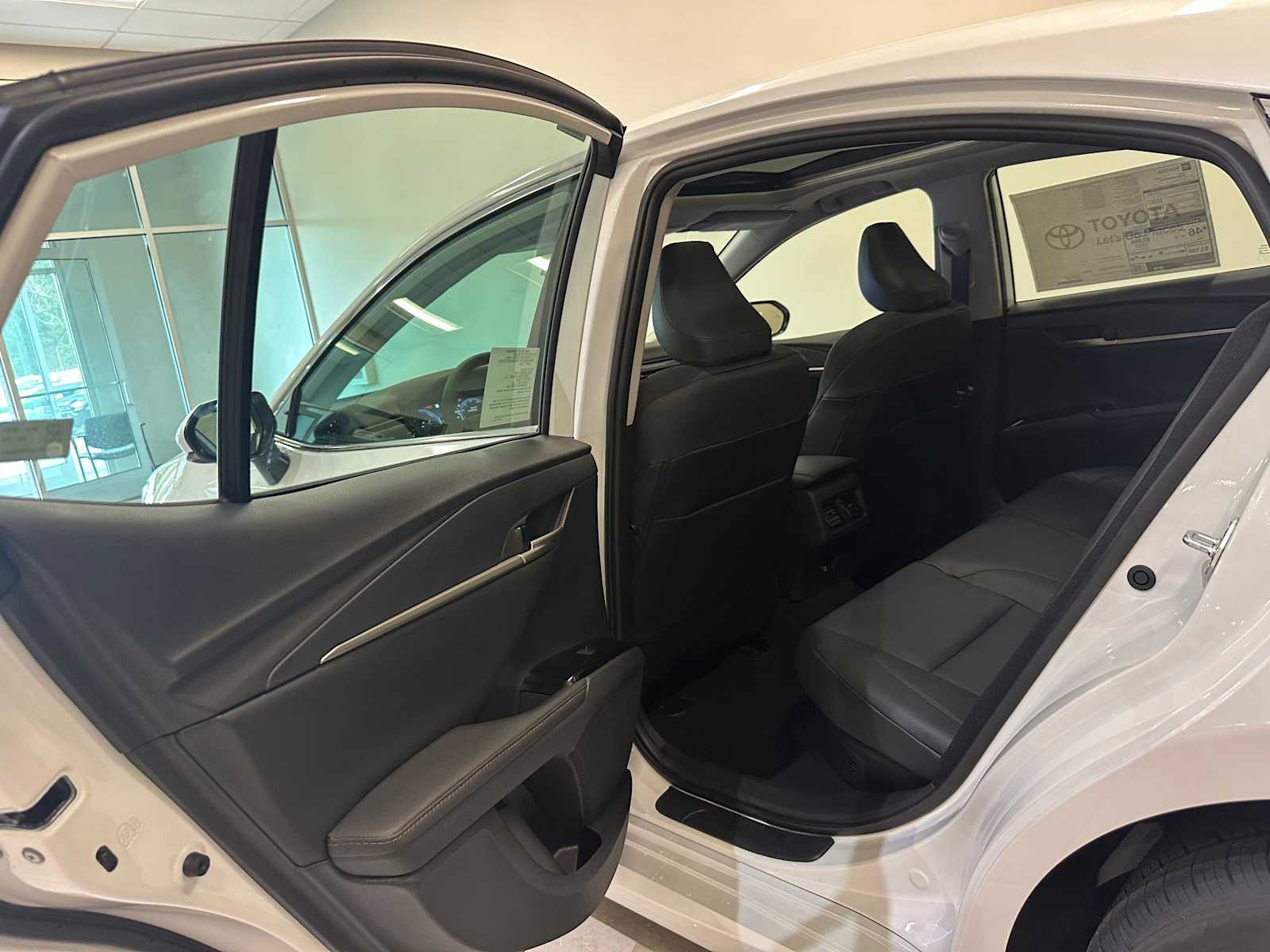 Thumbnail: 2026 Toyota Camry - 31