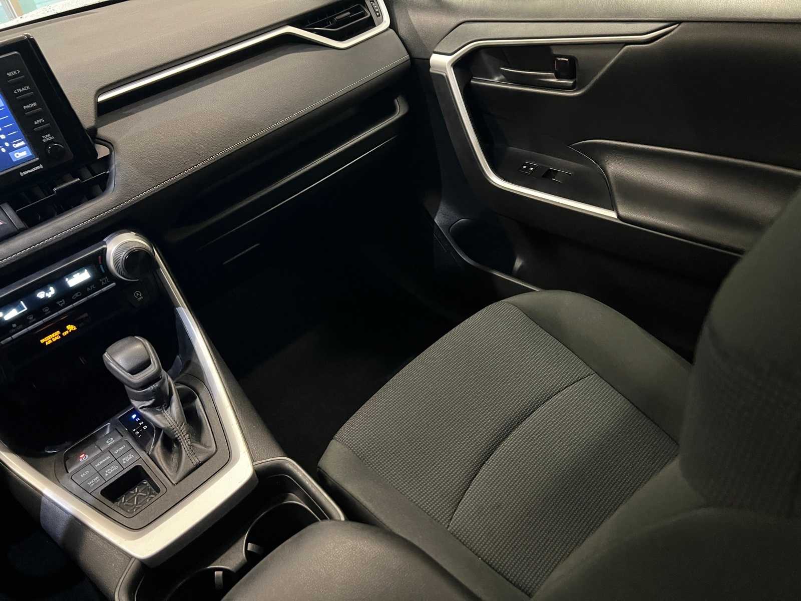 Thumbnail: 2021 Toyota RAV4 - 11